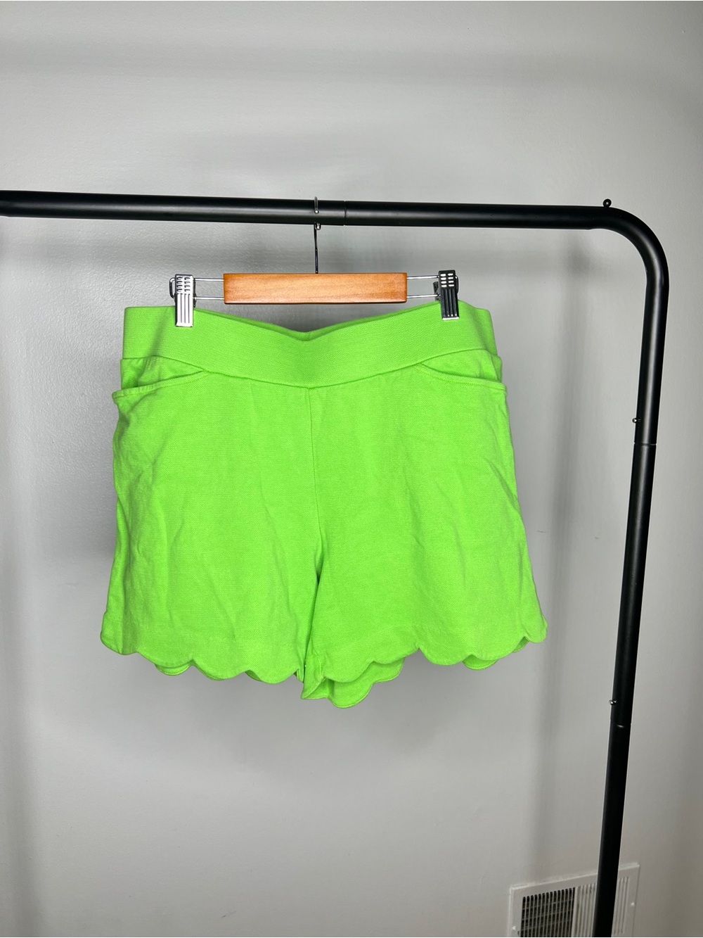 High-Waist Scallop Hem Shorts in Neon Green